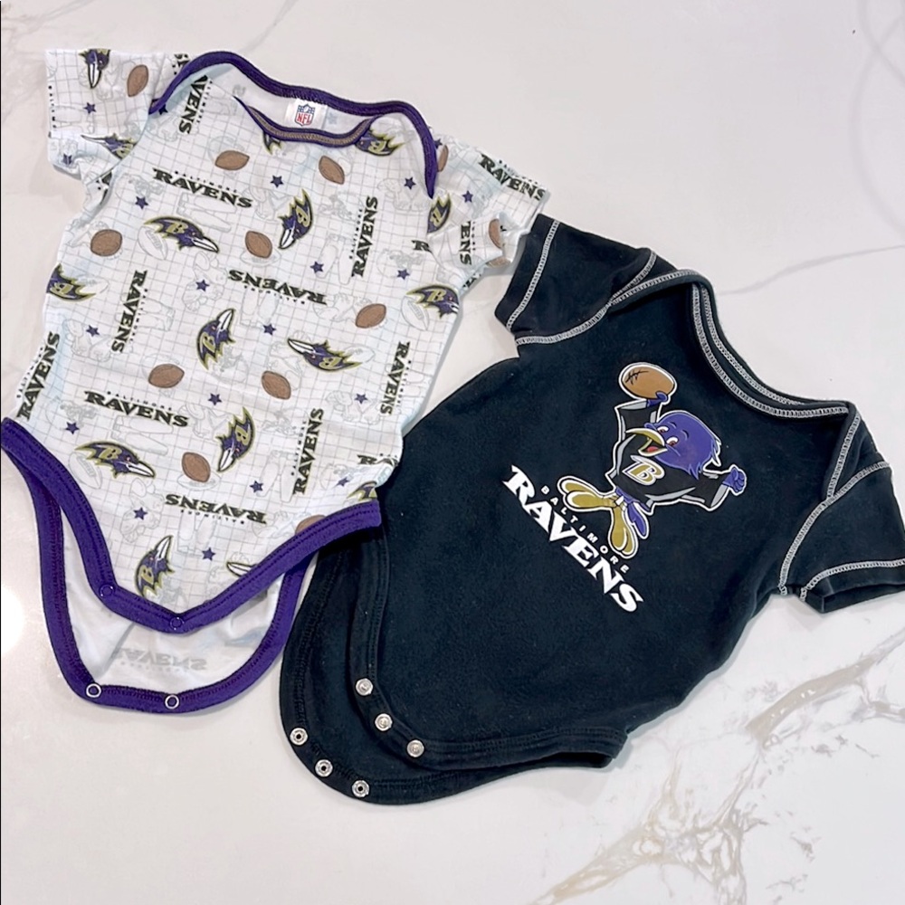 NFL Official 🏈 Ravens Bodysuit Onesies 🐦‍⬛ Set of 2 Size 3-6 month